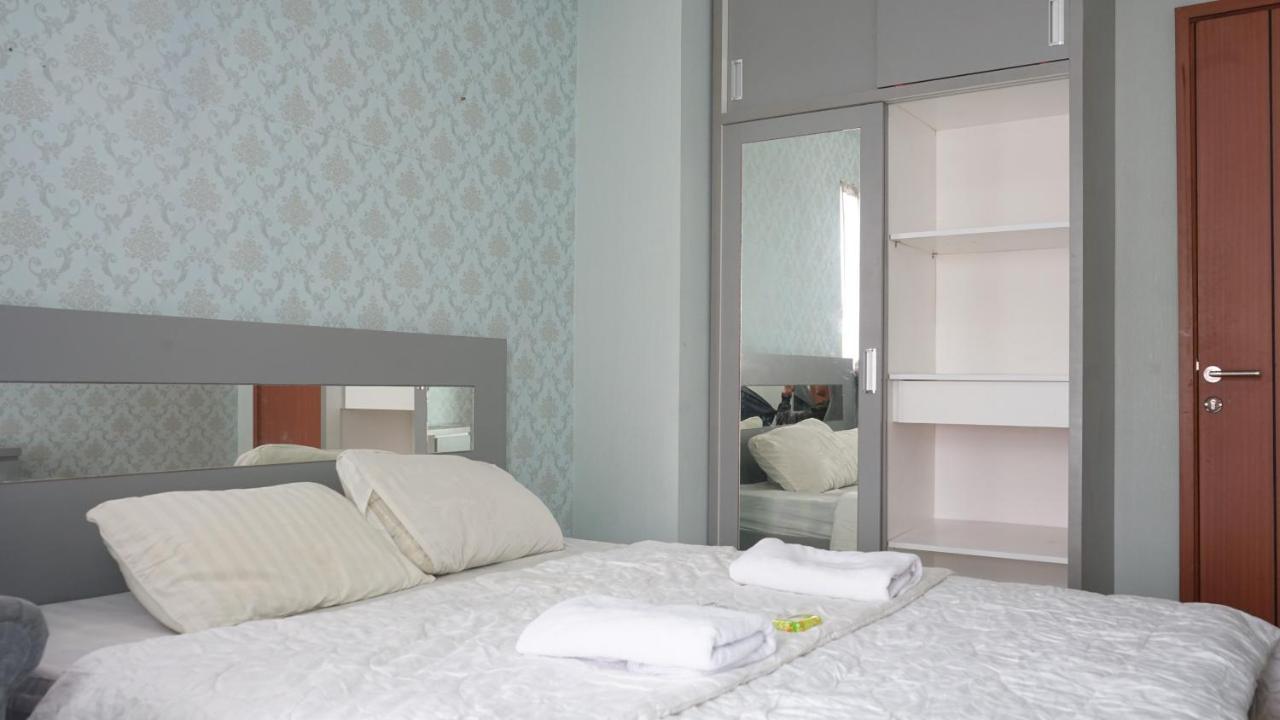 Green Lake View Just Sleep & Cozy Hotel Pondokcabe Hilir Esterno foto